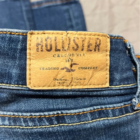 Hollister Jeans - Picture 8 of 8
